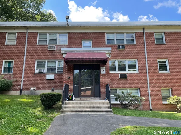 306 Pine Rock Ave APT D11, Hamden, CT 06514