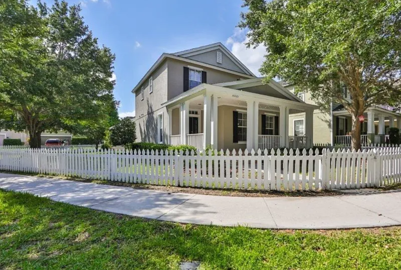 3 bed, 2.5 bath, 1816 sqft, $2,795 — Photo 4