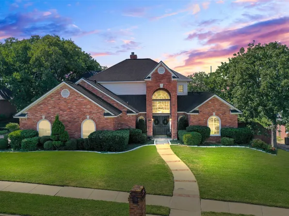 1736 Timber Ridge Cir, Corinth, TX 76210