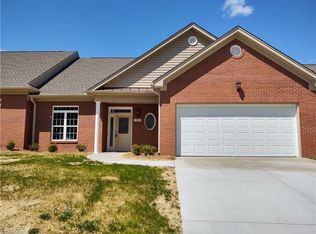 393 Northbridge Dr, High Point, NC 27265