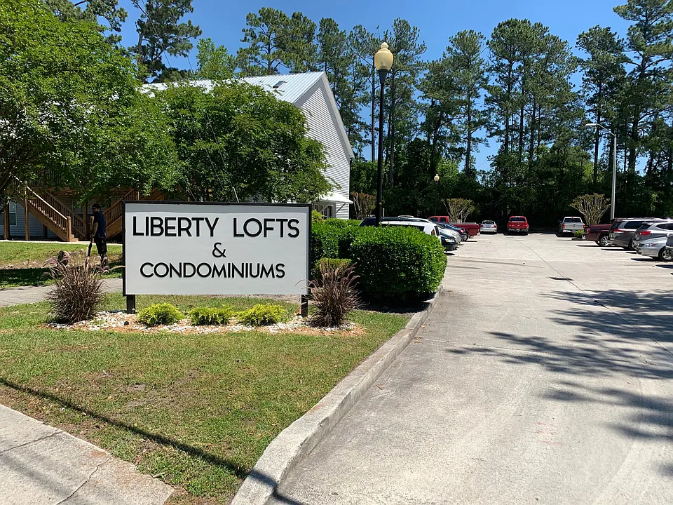 149 Lullwater Dr