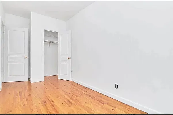 Rented by Compass | media 35