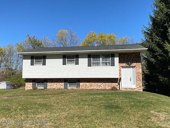 2nd image of 113 Park Dr