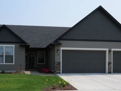 512 SW Pine St, Junction City, OR, 97448