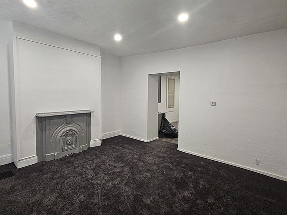 2nd image of 415 Harrison Ave #1