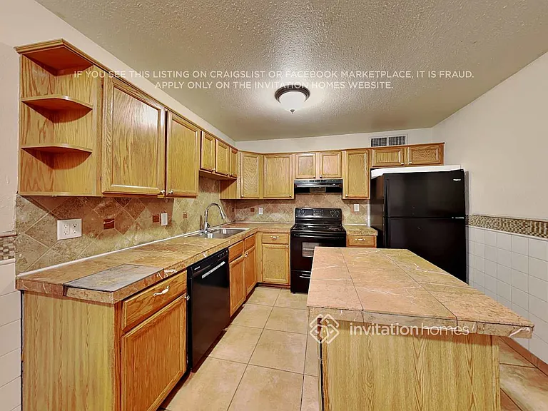 3735 W Columbine Dr — Photo 6