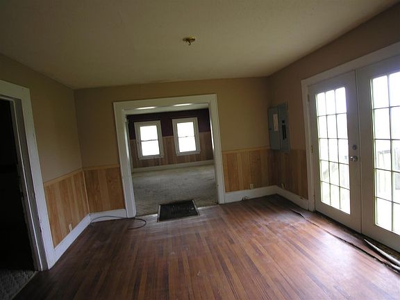 5th image of 1440 College Ave