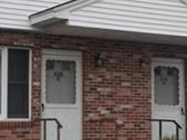 110 Lamplighter Ln APT C, Springfield, MA 01119