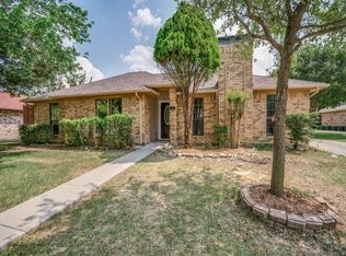 829 Leslie Ln, Coppell, TX 75019