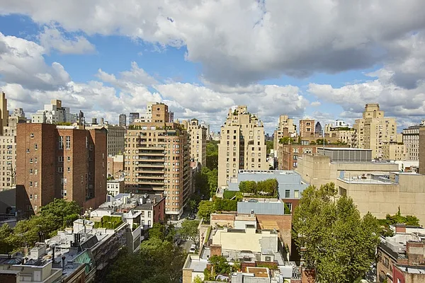 Sold by Brown Harris Stevens | media 19