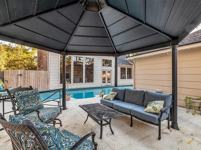 24102 Northcrest Dr — Photo 29