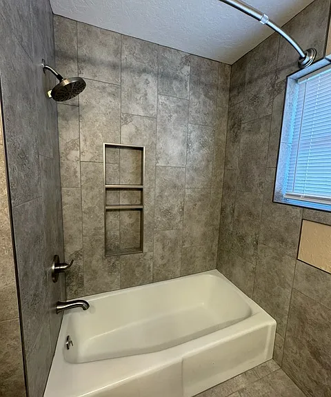 306 NW 62nd St — Photo 7
