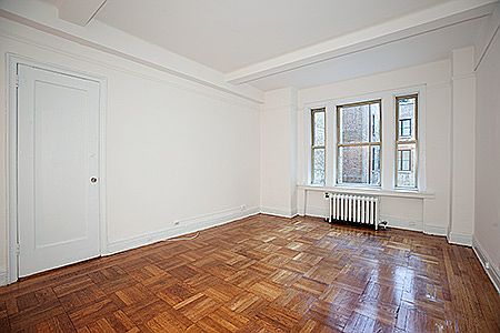 4th image of 24 5th Ave APT 327