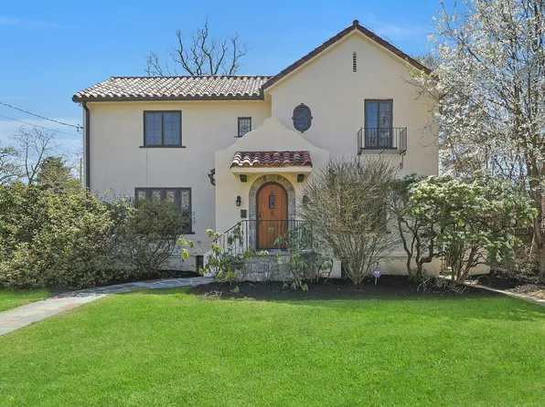 224 Storer Avenue, New Rochelle, NY 10801