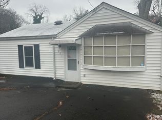 901 Carroll St, Mount Airy, NC 27030