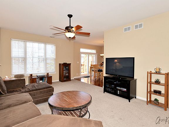 5th image of 206 Trentt Dr