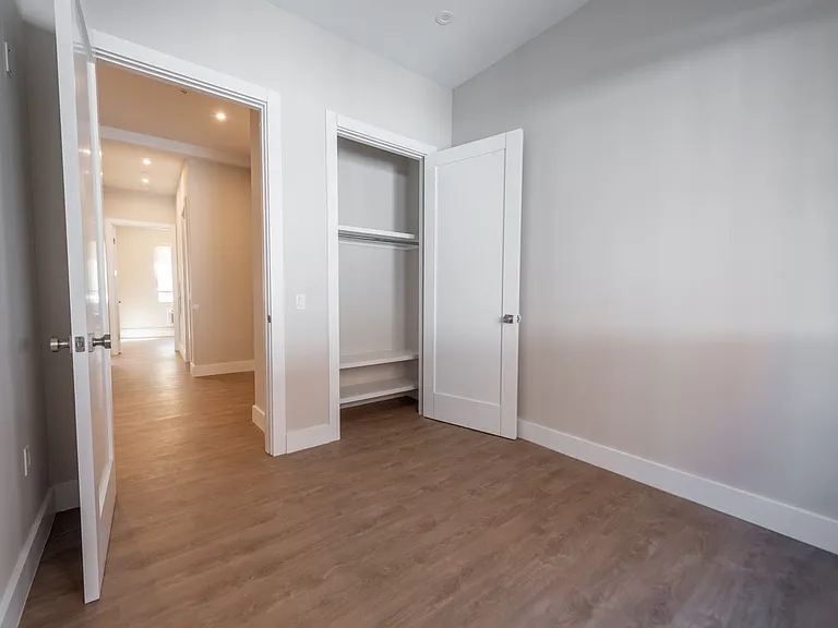 58 Hamilton Ave #101 — Photo 4