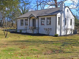 4100 Valley View Dr, Knoxville, TN 37917