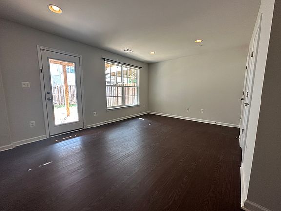 3rd Bedroom/Flex Space