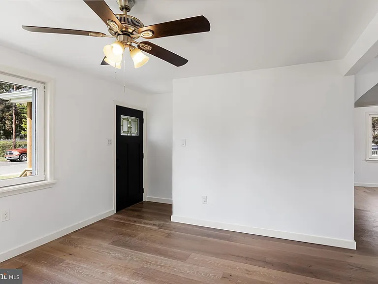 417 Yale Ave — Photo 5