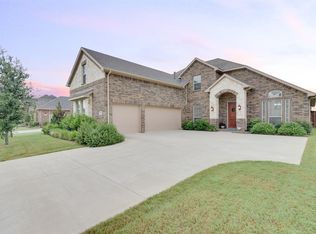 2943 Wood Lake Trl, Grand Prairie, TX 75054