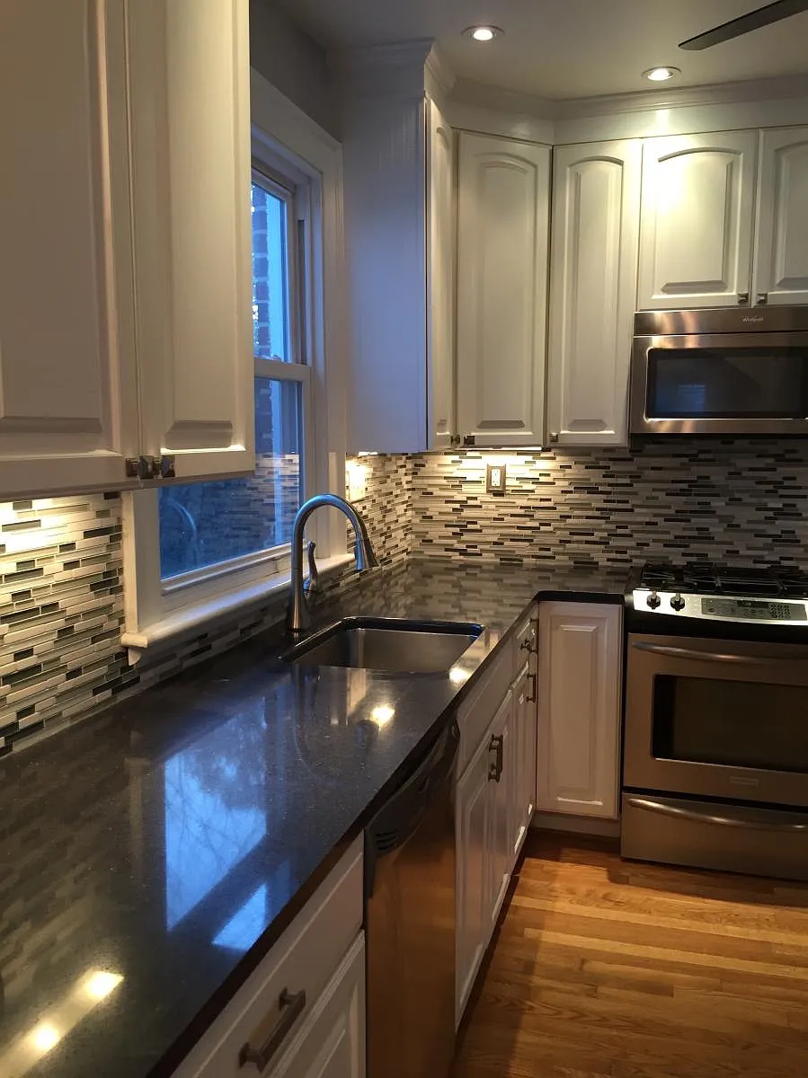 kitchen - 1214 S Fairwater Dr