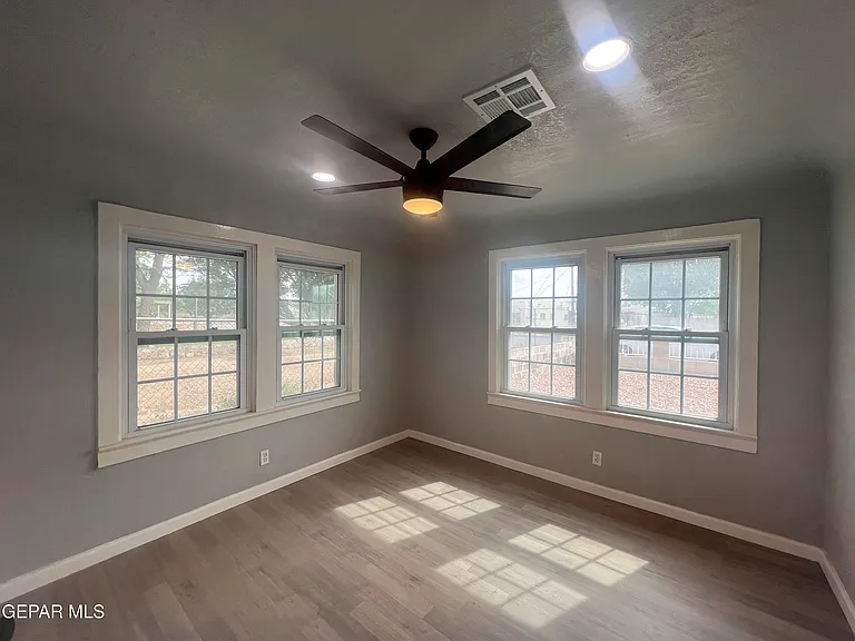 8405 Pinon St — Photo 8