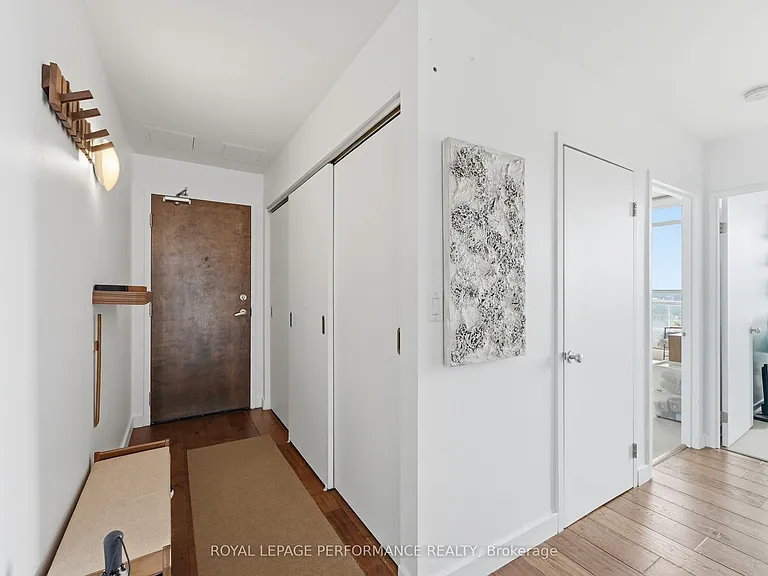179 George St #PH 2 — Photo 3