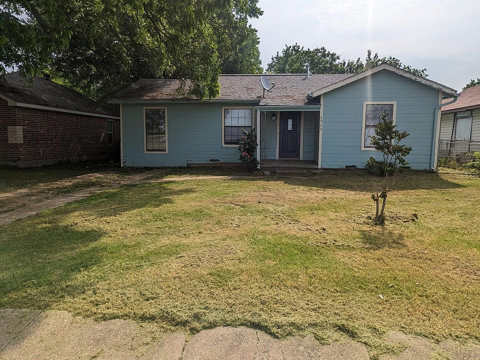 1st image of 1713 N Ross Ave