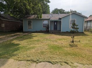 1713 N Ross Ave, Sherman, TX 75090
