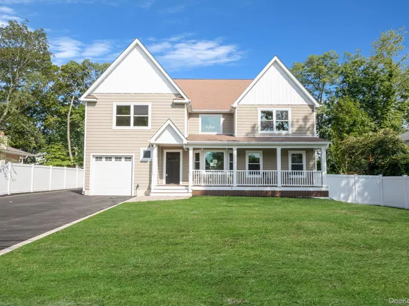 19 Marianna Place, East Islip, NY 11730