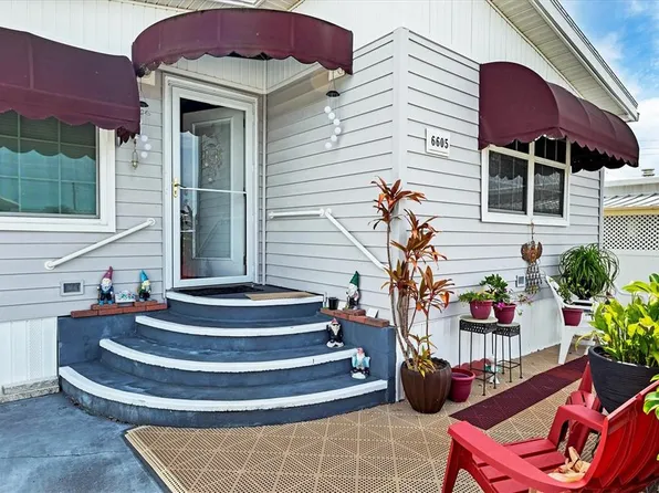 6605 Kansas St, Bradenton, FL 34207
