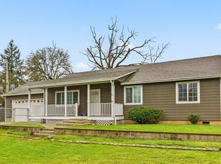 2966 NE Douglas Ave, Roseburg, OR 97470