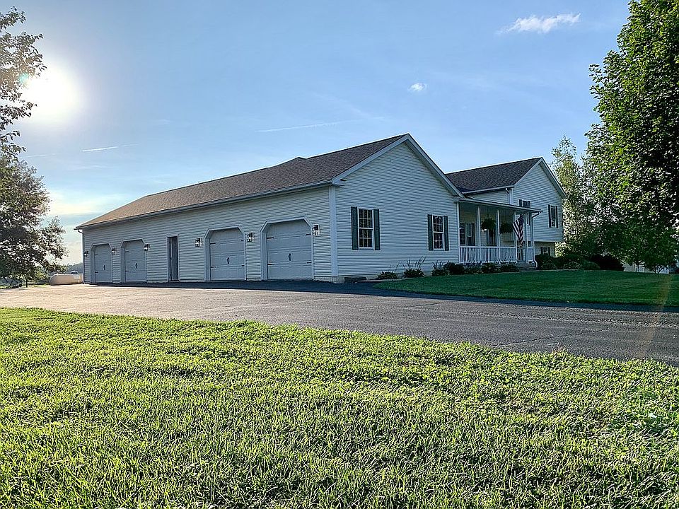 1st image of 2105 Harvest Hills Rd