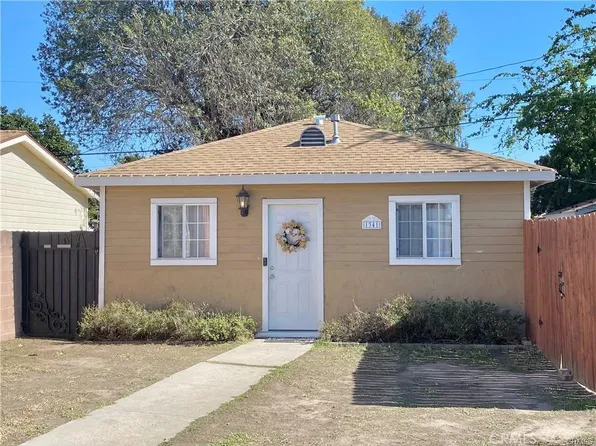 1341 S Rosewood Ave, Santa Ana, CA 92707