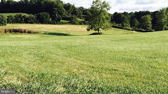 2nd image of 2720 Park Mills Rd