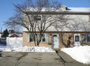 171 E 2nd St, Alburtis, PA 18011