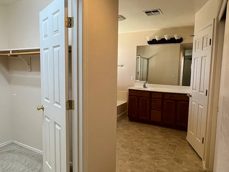 17743 W Hearn Rd — Photo 13