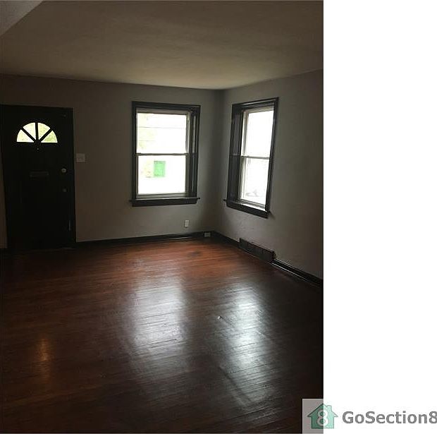 1st image of 4114 S Compton Ave
