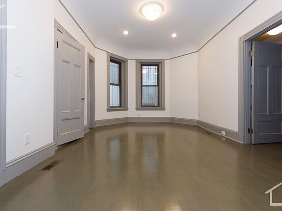 5th image of 11 Belvidere St APT 6A
