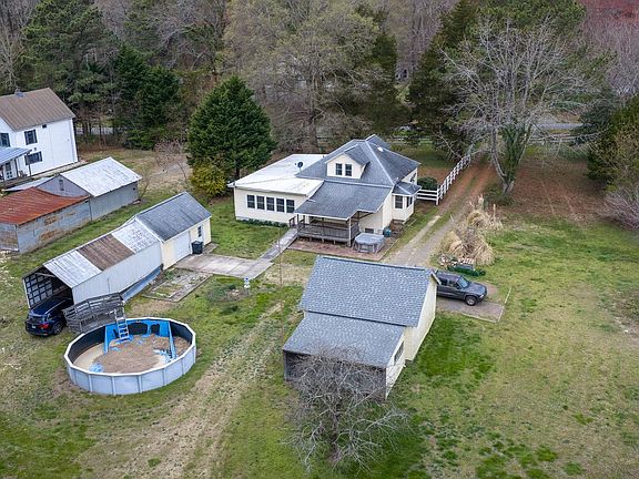 5th image of 1881 Fairport Rd