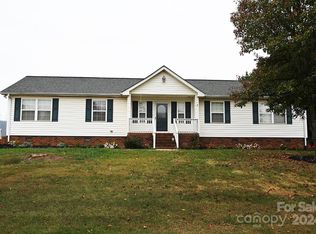 1437 Hamlet St, Lincolnton, NC 28092