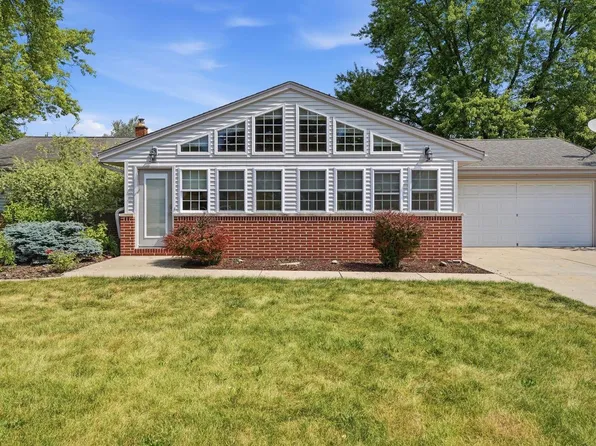 16730 Willow Ridge LANE, Brookfield, WI 53005