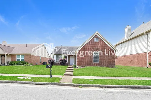 8407 Creek Front Dr Photo 1