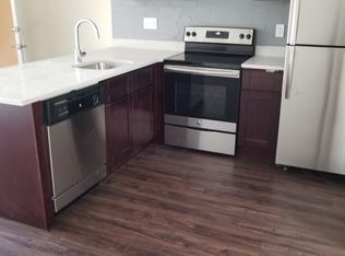 1155 S 9th St #3R, Philadelphia, PA 19147