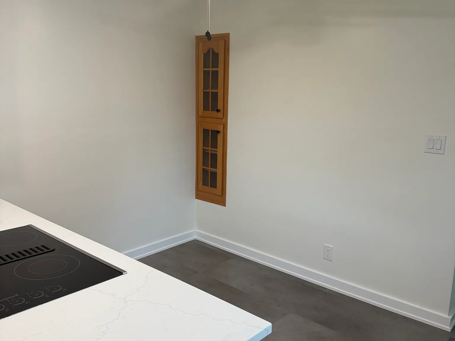 4 bed, 1022 sqft, $3,200 — Photo 4