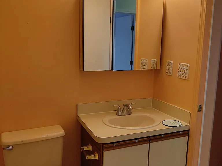 1303 Lagrange St — Photo 14