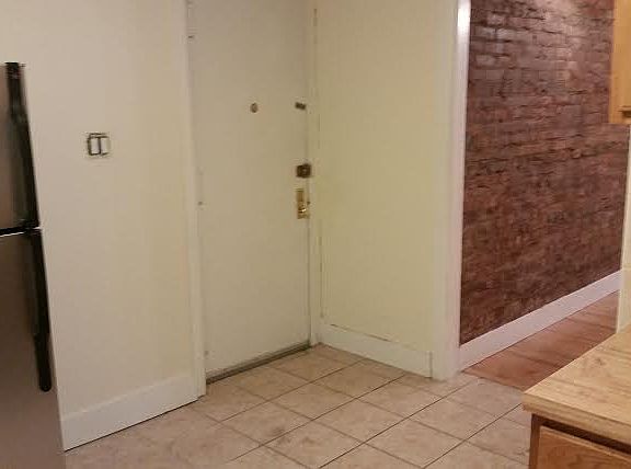 3rd image of 725 4th Ave APT N1