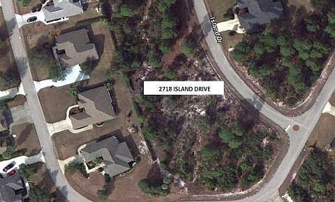 1st image of 2718 Island Dr
