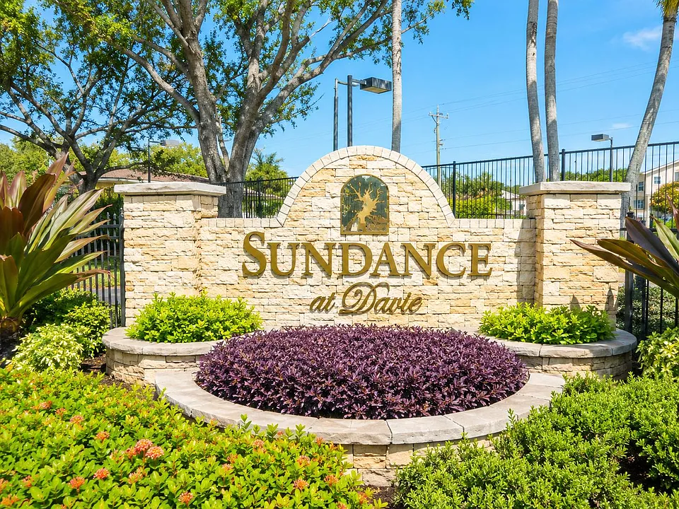 2986 S University Dr #8203